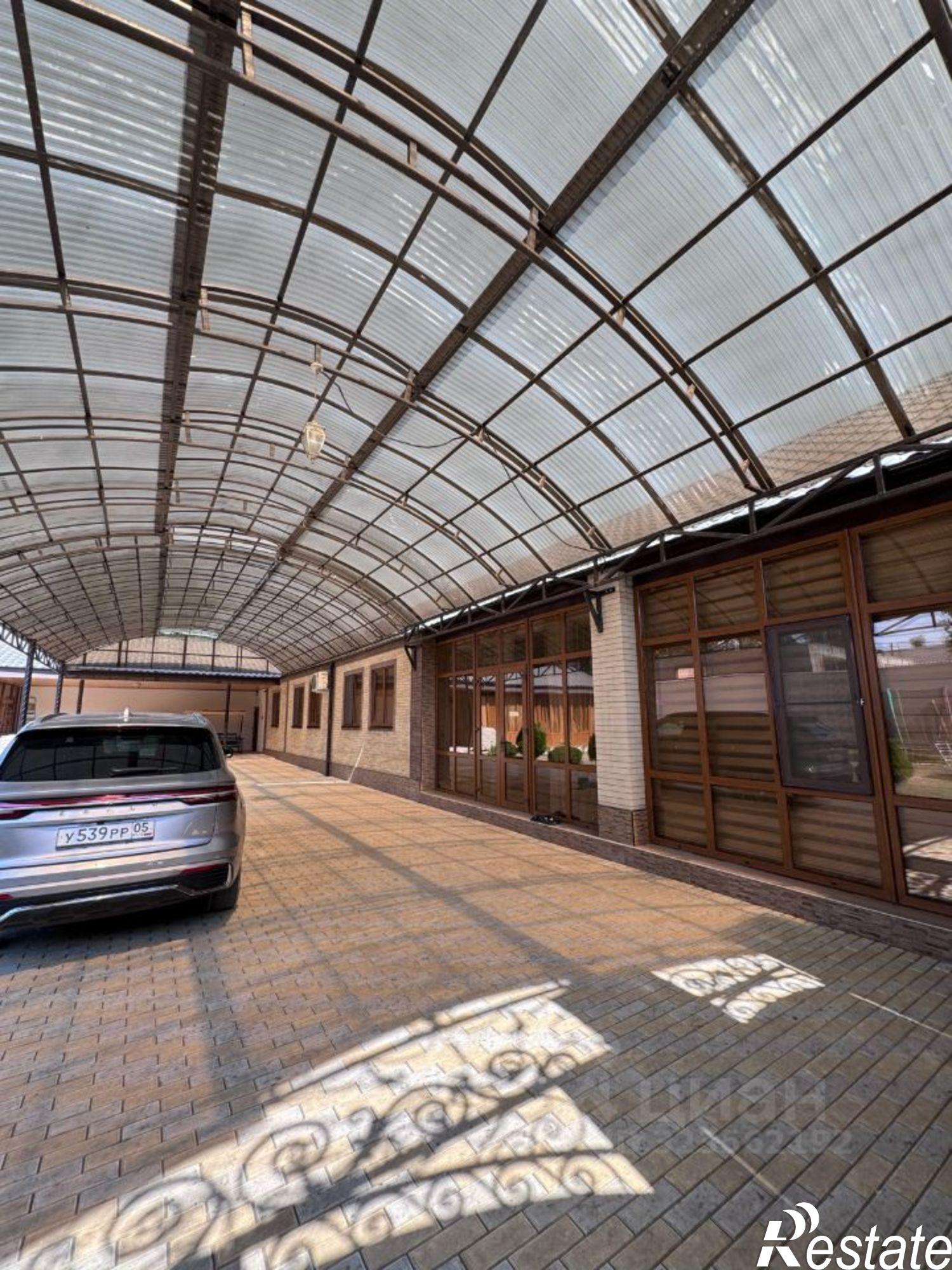 Купить дачу, дом, коттедж за 21 000 000 рублей на Площадь Ахмата Кадырова