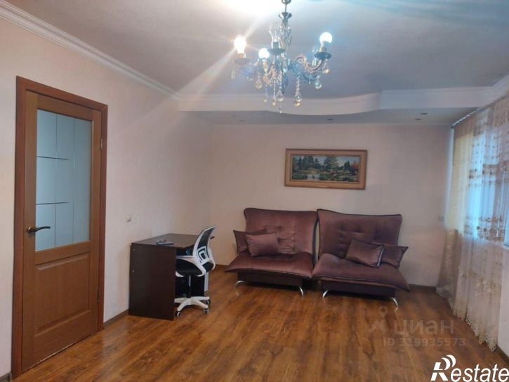 3-комн квартира ул Пугачева, 156,  д. 156