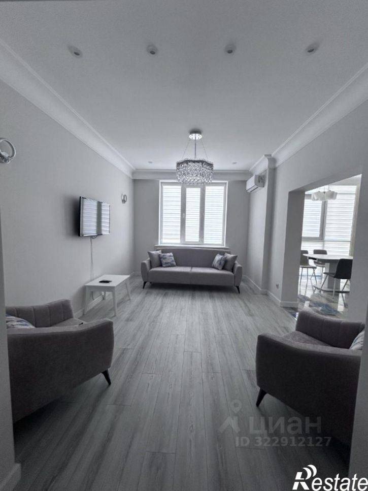 2-комн квартира бульвар Эсамбаева, 11,  д. 11