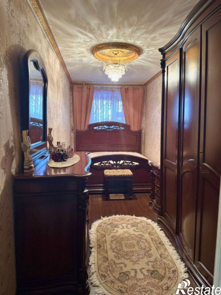 3-комн квартира улица Пугачёва, 140,  д. 140