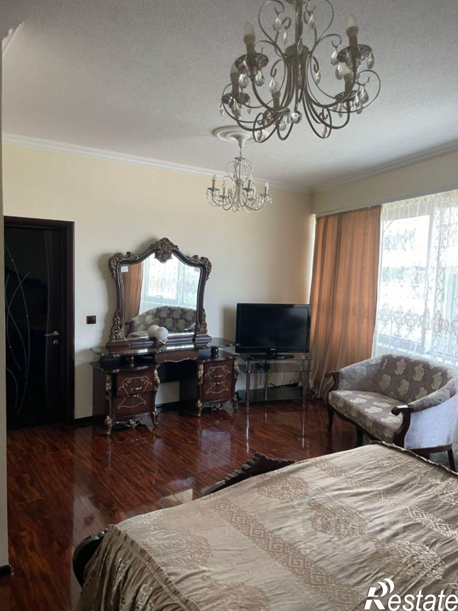 Сдать квартиру за 80 000 рублей на ул им У.Д.Димаева, 23