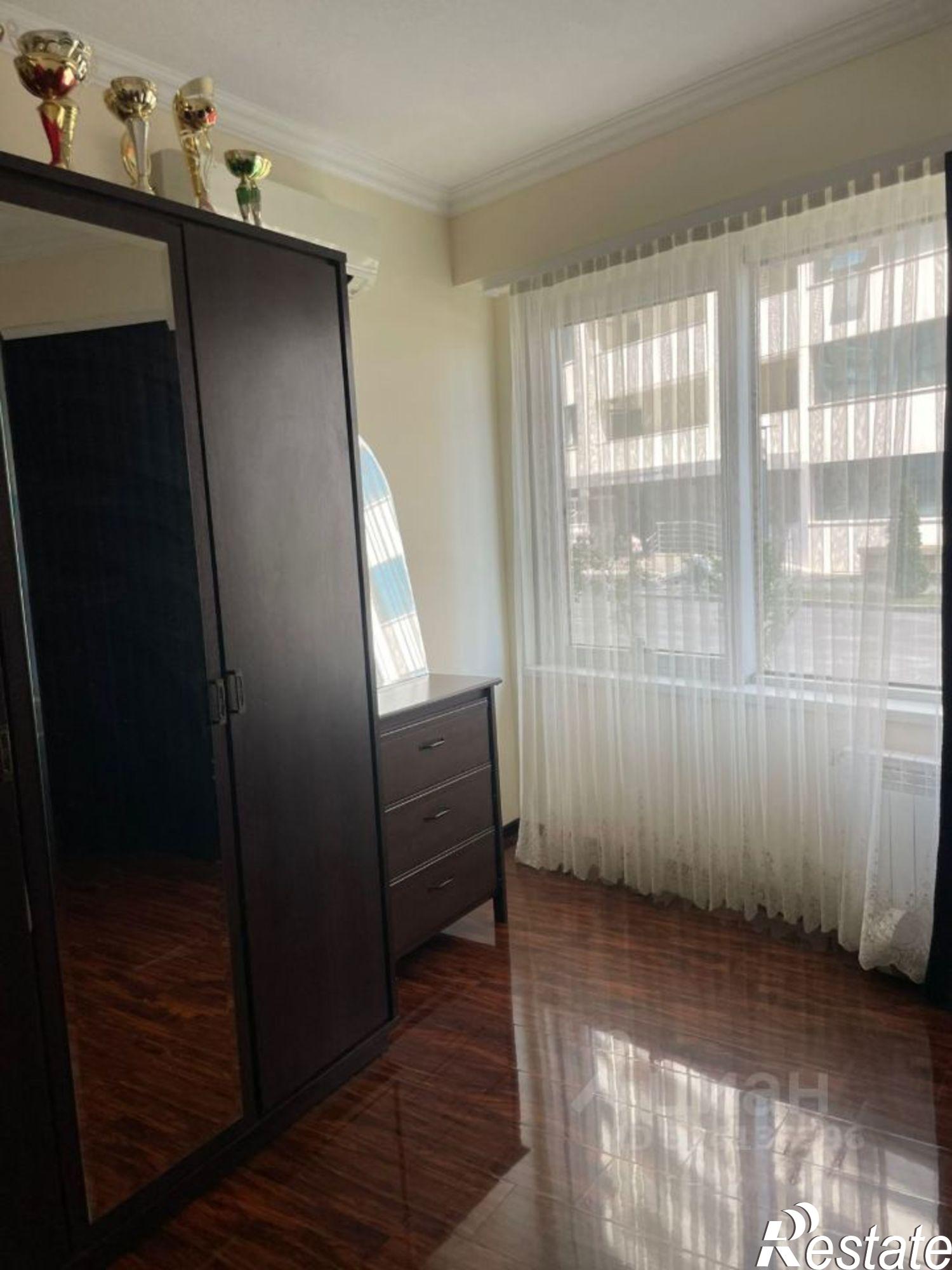 Сдать квартиру за 80 000 рублей на ул им У.Д.Димаева, 23