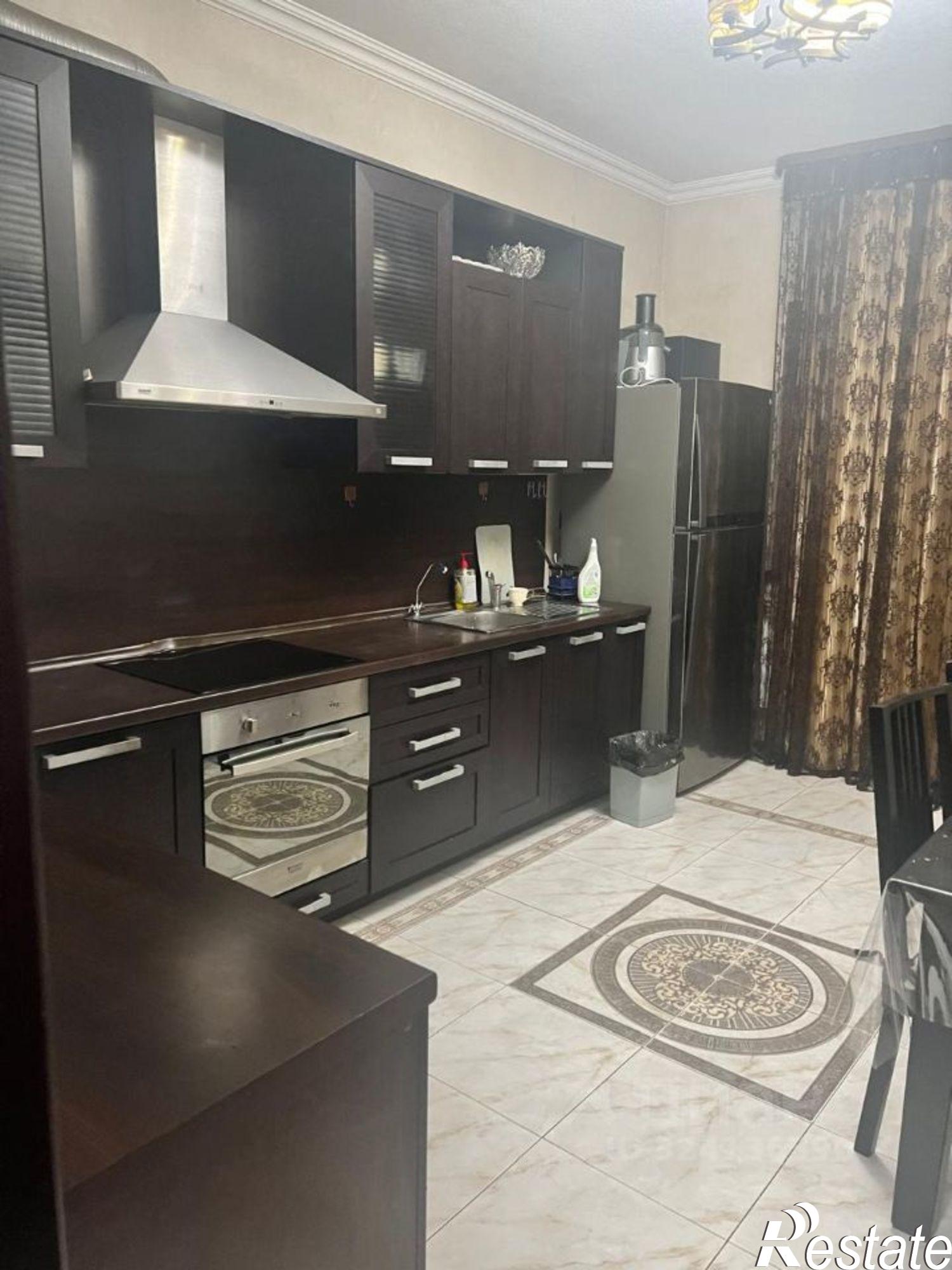 Сдать квартиру за 80 000 рублей на ул им У.Д.Димаева, 23