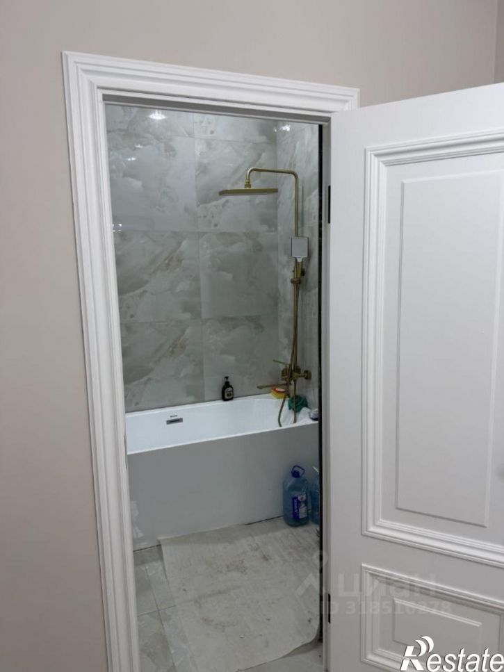 3-комн квартира улица Батаевой, 9,  д. 9