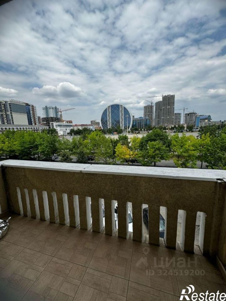 3-комн квартира пр-кт им В.В.Путина, 34а,  д. 34а