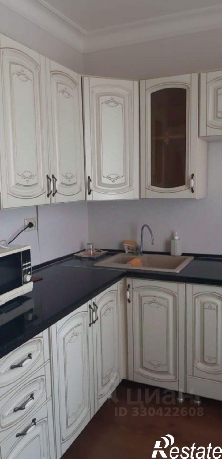 3-комн квартира ул Санкт-Петербургская, 17,  д. 17