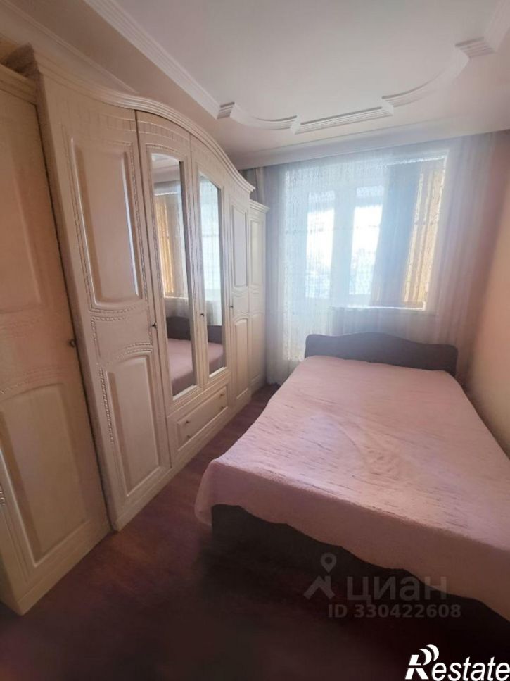 3-комн квартира ул Санкт-Петербургская, 17,  д. 17