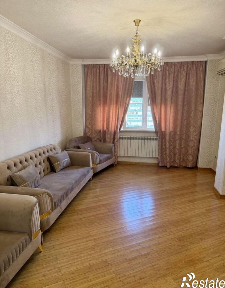 3-комн квартира улица А.А.Айдамирова, 141 к8,  д. 141 к8