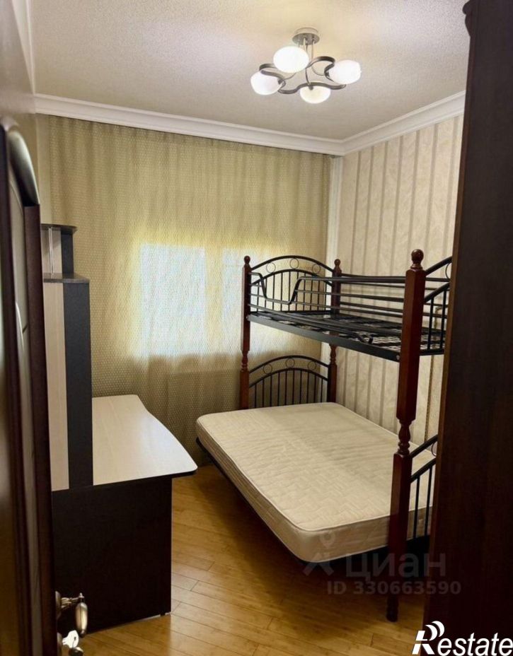 3-комн квартира улица А.А.Айдамирова, 141 к8,  д. 141 к8