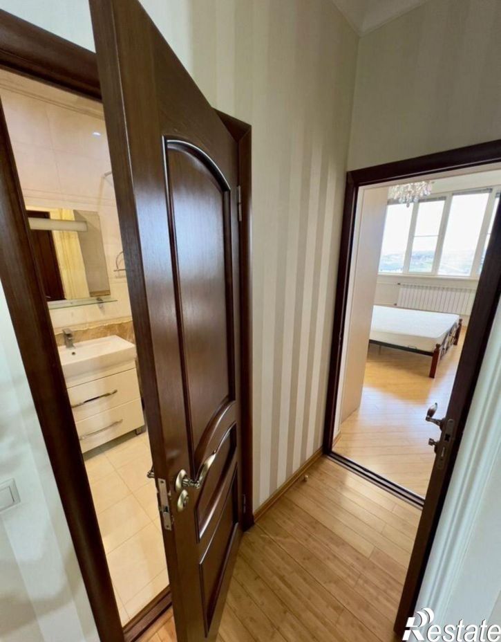 3-комн квартира улица А.А.Айдамирова, 141 к8,  д. 141 к8