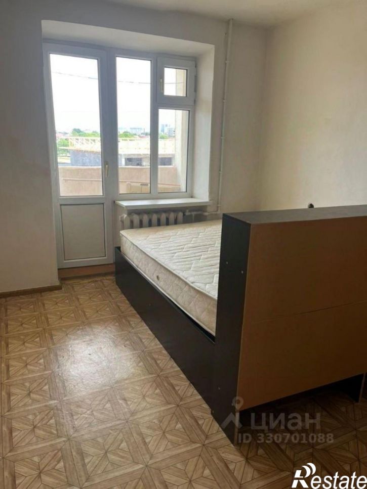 2-комн квартира Алтайская улица, 11,  д. 11