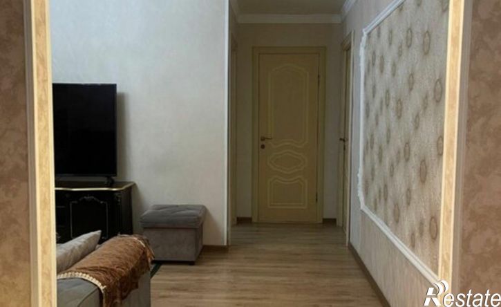 3-комн квартира улица Дьякова, 7Б,  д. 7Б