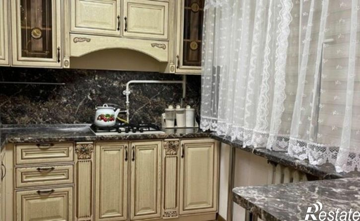 3-комн квартира улица Дьякова, 7Б,  д. 7Б