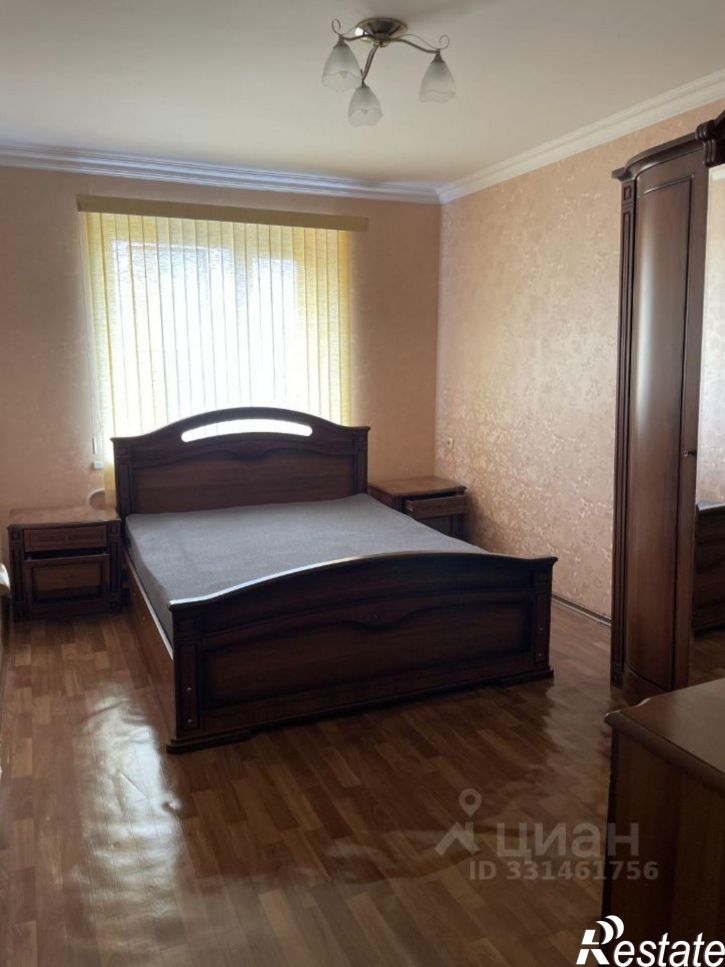 3-комн квартира улица Цеповой, 121,  д. 121
