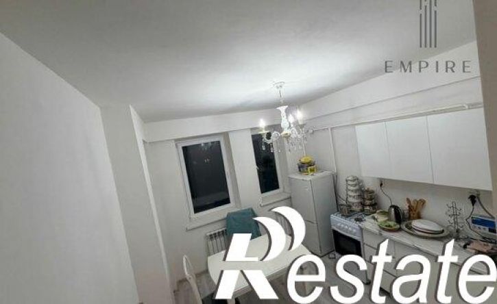 3-комн квартира улица Погуляева, 24,  д. 24