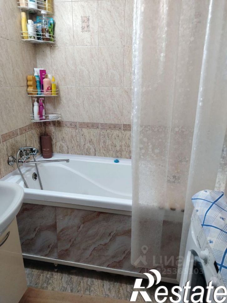 2-комн квартира улица А.А.Айдамирова, 141 к7,  д. 141 к7