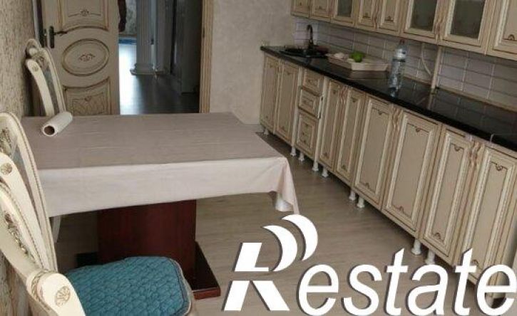 3-комн квартира проспект А.А.Кадырова, 104,  д. 104