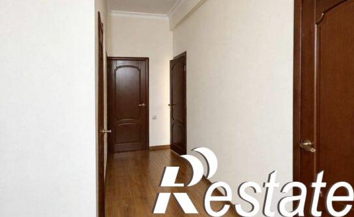 3-комн квартира улица Иоанисиани, 13Д,  д. 13Д