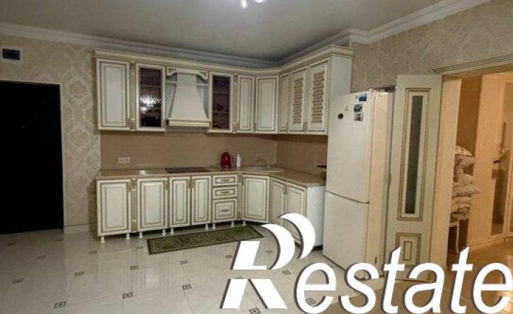 2-комн квартира улица Сайханова, 22А,  д. 22А