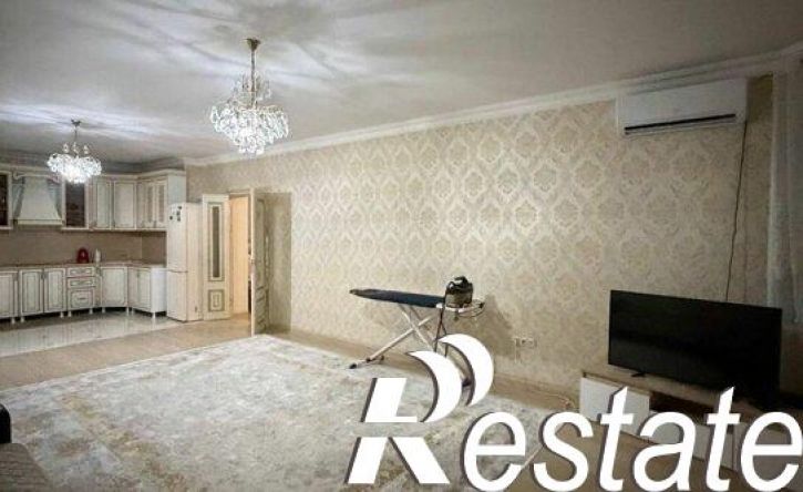 2-комн квартира улица Сайханова, 22А,  д. 22А