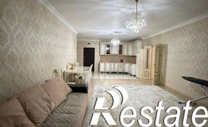 2-комн квартира улица Сайханова, 22А,  д. 22А