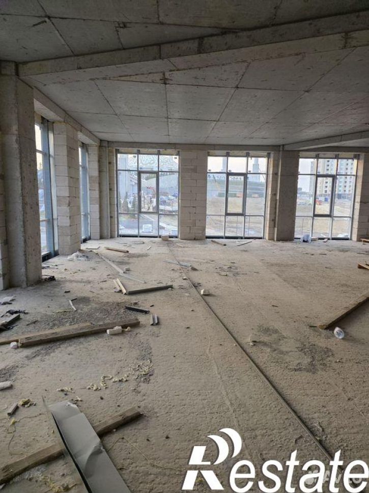 Торговое помещение проспект В. В. Путина, 5А,  д. 5А